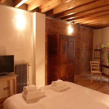 L'Auberge De L'Eclipse Brussel Buitenkant foto