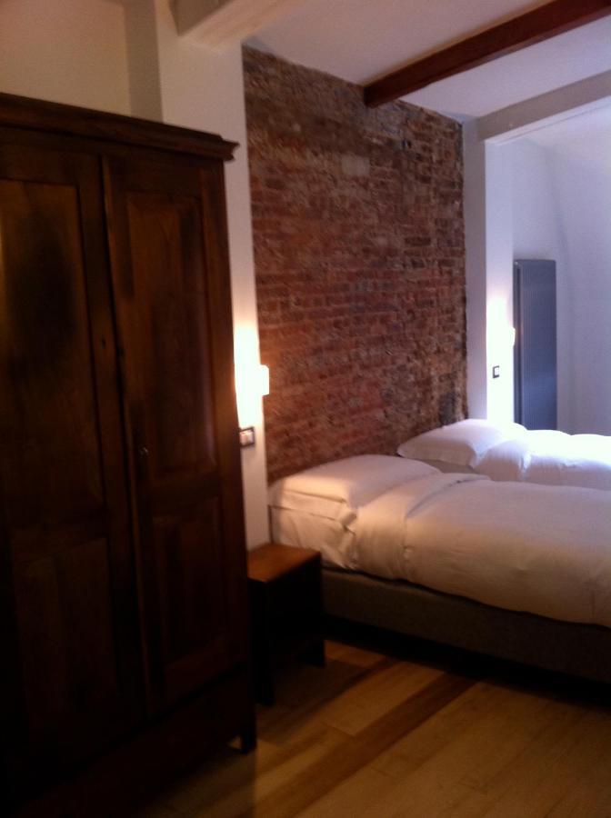 L'Auberge De L'Eclipse Brussel Buitenkant foto